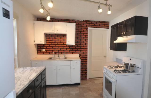 4 Fruit Street - 2 photos photos