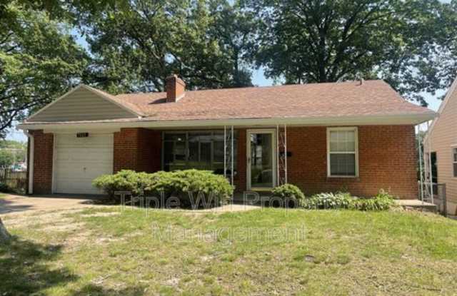 7117 Forest Hill Dr Gallery 1