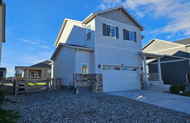 3 bed 3 bath home in Bennett. - 45840 Laceleaf Drive, Bennett, CO 80102