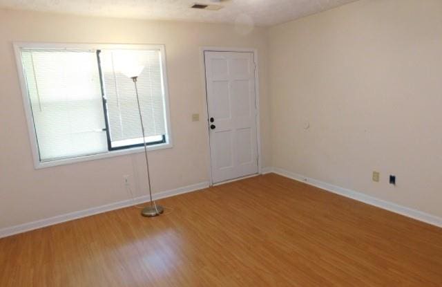 129 Kimberly Way SW Gallery 2