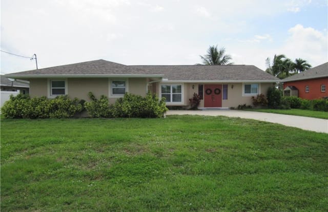 3329 SE 16th PL - 3329 Southeast 16th Place, Cape Coral, FL 33904