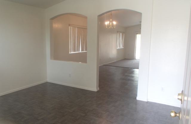 2413 S 159TH Lane Gallery 2