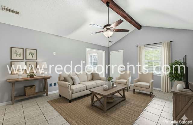 Charming 3-Bedroom Ranch in Plainfield - 517 Gibbs Street, Plainfield, IN 46168