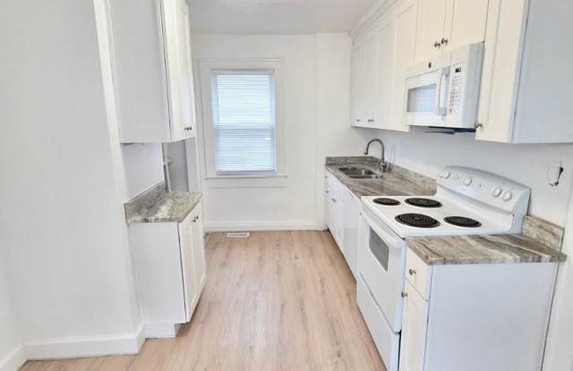 ***4 Bed RENOVATED house/ODU Students welcome! Granite countertops photos photos