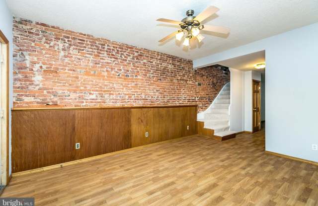 111 S WASHINGTON STREET Gallery 3