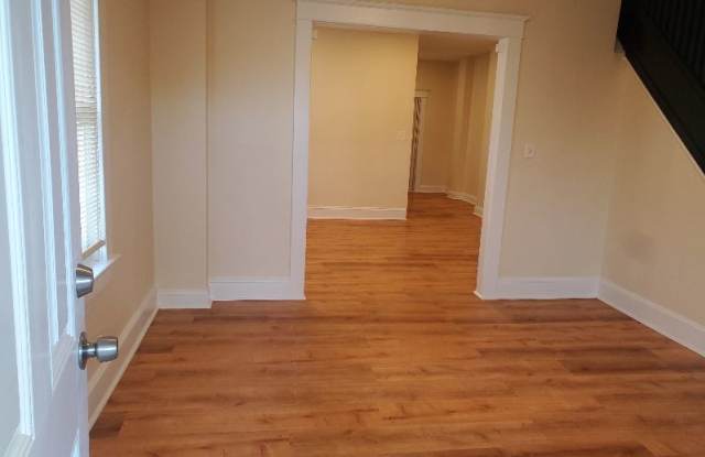 4105 Hayward Ave. Gallery 2