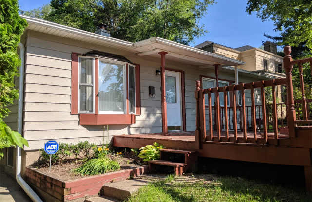 1909 East Gate Parkway - 1909 East Gate Parkway, Rockford, IL 61108