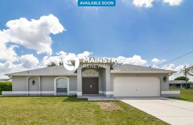 1107 Southeast 5th Avenue - 1107 Southeast 5th Avenue, Cape Coral, FL 33990