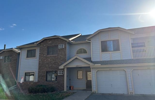 Awesome 2 BR/1 BA Condo in a Great St. Paul Neighborhood! - 1571 Wheelock Lane, St. Paul, MN 55117