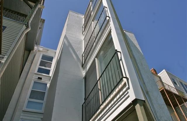 Mt. Adams Living Gallery 3