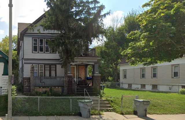 1945 W Finn pl photos photos