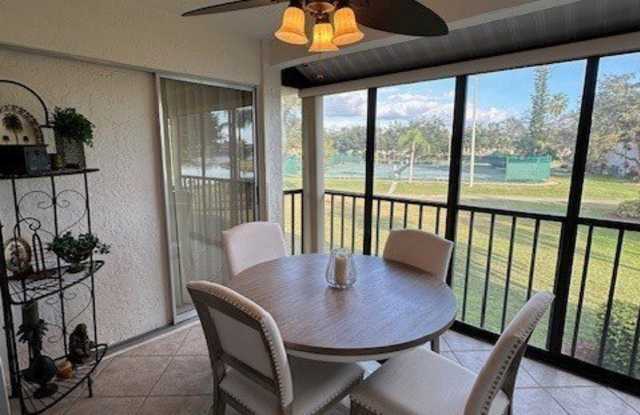 13094 Cross Creek Court unit: 113 photos photos