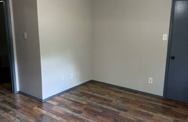 1113 Dartmouth Unit A Gallery 3