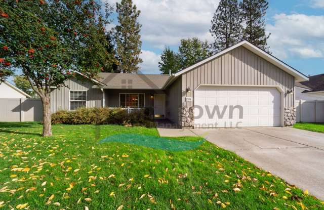 SHORT TERM LEASE ONLY (July 14 – Aug 31): 3 Bedroom 2 Bathroom Home with Attached 2 Car Garage Available in Coeur d'Alene! photos photos