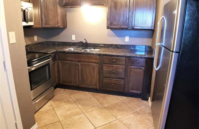 608 Rosedale Street - B Gallery 2