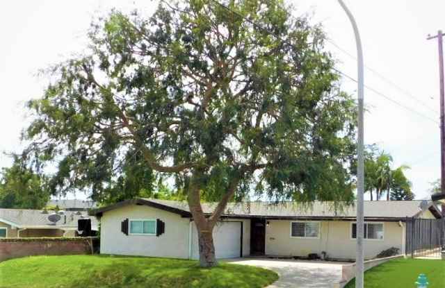 612 Peach Avenue - 612 Peach Avenue, Brea, CA 92821