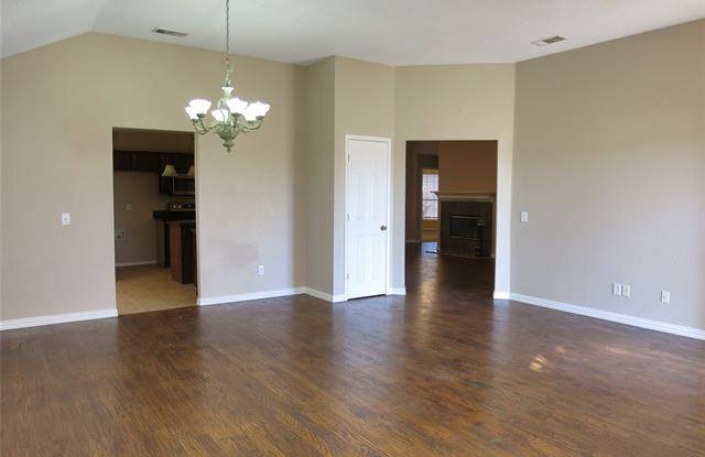 600 Cross Fence Drive Gallery 4