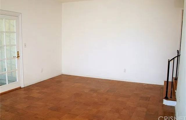 20737 Stagg Street photos photos