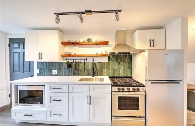 73 Washburn Avenue photos photos