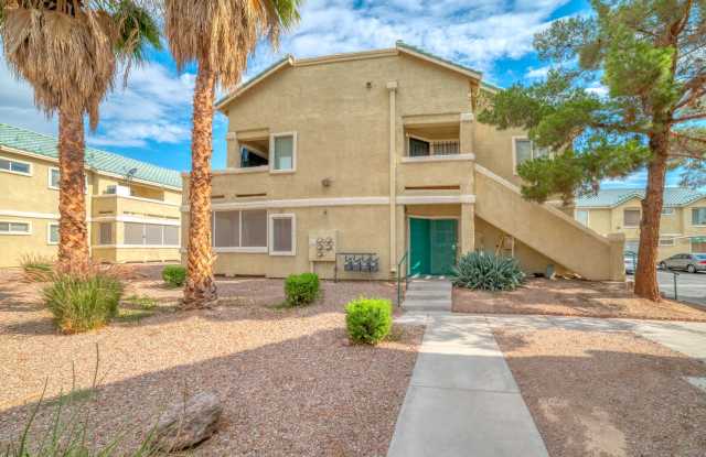 DOWNSTAIRS 2-BED, 2-BATH CONDO IN GATED COMMUNITY! photos photos