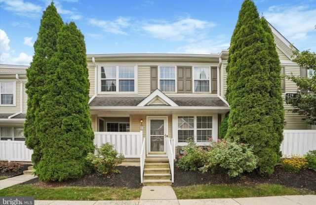 222 FLAGSTONE ROAD Gallery 1