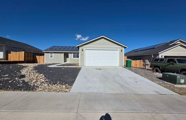 4562 Spaight Way Gallery 1