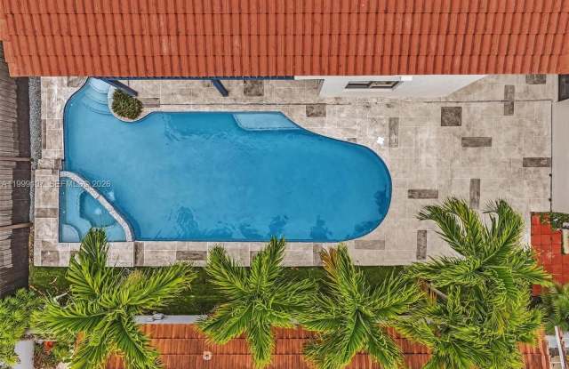 17532 NW 61st Ct N photos photos