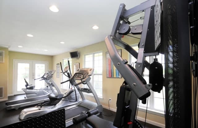 2300 Lincoln Rd - 2300 Lincoln Road, Hattiesburg, MS 39402
