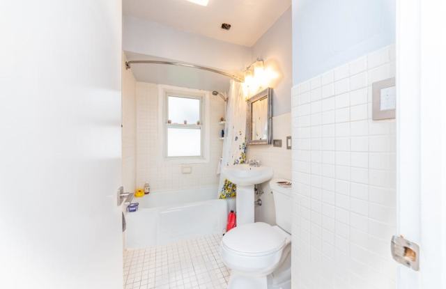 1614 Dobson St photos photos