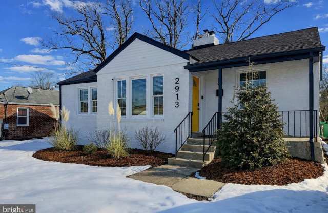 2913 FAIRLAWN Street photos photos