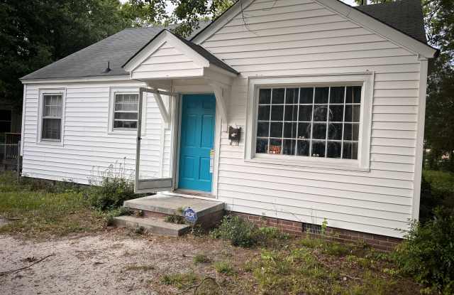 1405 Catalpa St photos photos