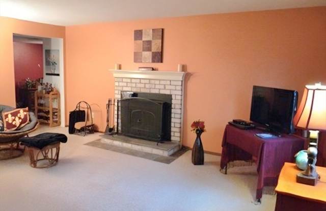 76 Granby Heights photos photos