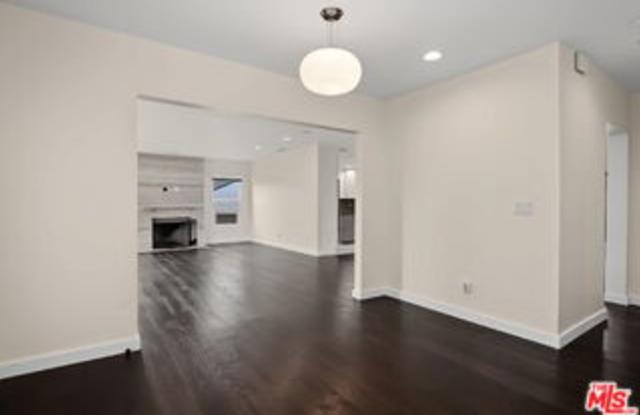 175 Barlock Avenue Gallery 4