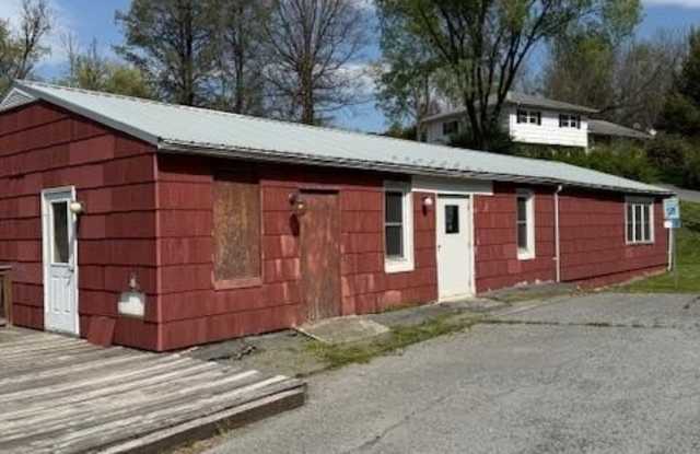 8673 WAYNE HIGHWAY Gallery 3