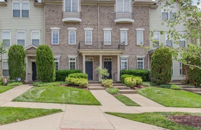 1434 Burnside Dr - 1434 Burnside Drive, Franklin, TN 37067