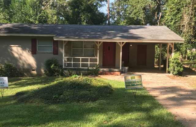 3 Bedroom House off Juniper Drive! photos photos