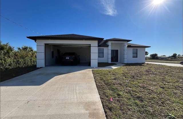 3327 12th Street W photos photos