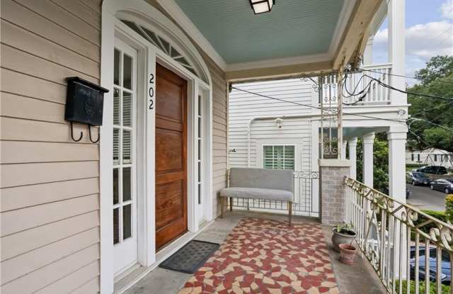 5918 ANNUNCIATION Street Gallery 2