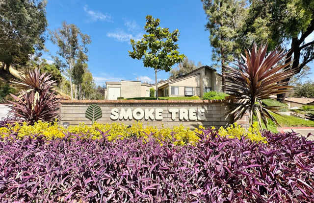 Lovely 3 bedroom 2 bath townhome In the Allied Gardens! Gallery 3