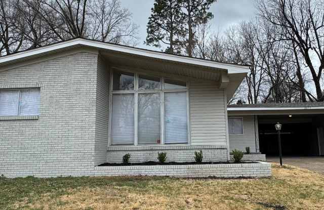 2077 Wellons Ave - 2077 Wellons Avenue, Memphis, TN 38127 2077 Wellons Ave - 2077 Wellons Avenue, Memphis, TN 38127