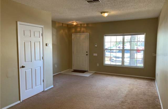 8551 HUNTERS KEY CIRCLE Gallery 4