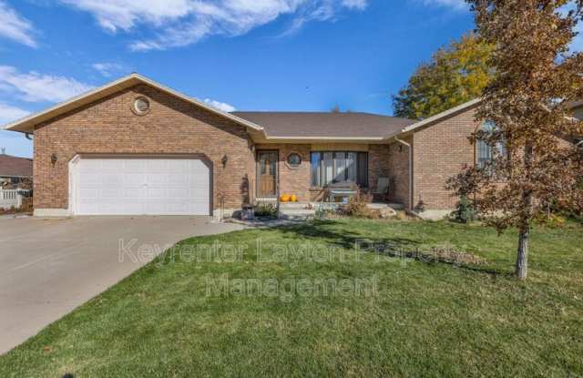 992 East 4725 South - 992 4725 South, Ogden, UT 84403