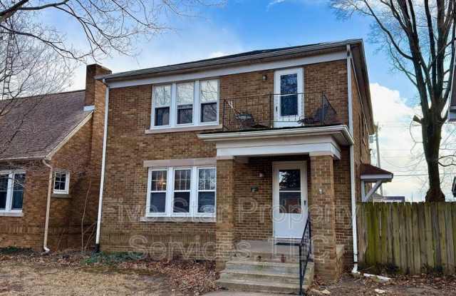 604 Bryn Mawr Blvd photos photos