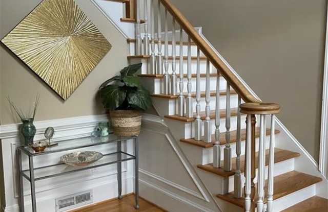 305 Pilgrimage Point Gallery 3