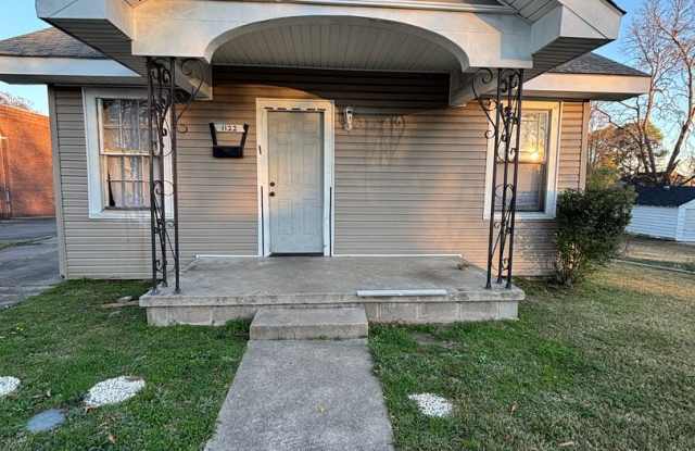 FOR LEASE -3 Bedrooms | 1.5 Bathrooms photos photos