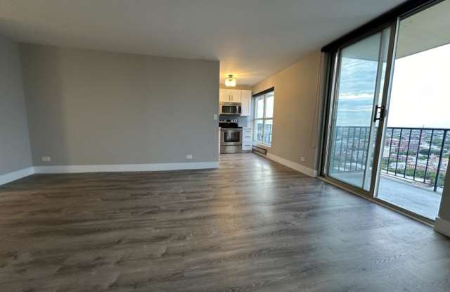 1212 North LaSalle Drive photos photos