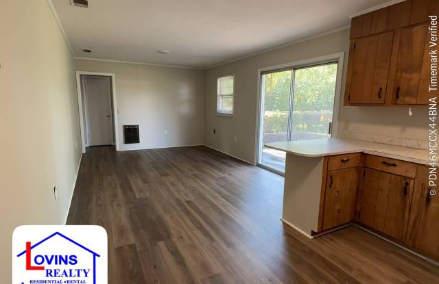 603 Waters Drive Gallery 3