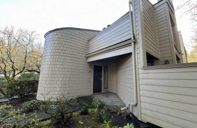 2 Bed 2 Bath Corner Condo ~ Cedar Mill w/ Washer  Dryer, Parking and Pool! Convenient to Nike, Shopping and More! photos photos