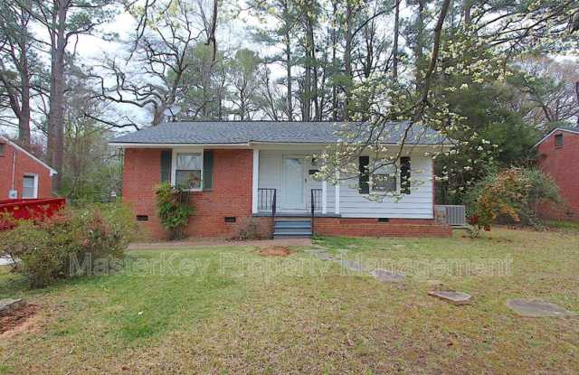 2413 Derby Dr photos photos