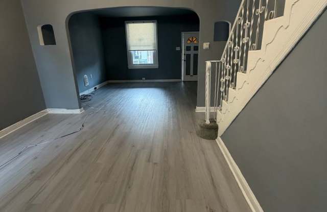 1313 North 51st Street - 3 bed 1 bath Gallery 4